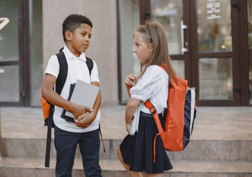 Hoeveel kost een gevulde boekentas voor het eerste leerjaar in september 2026?